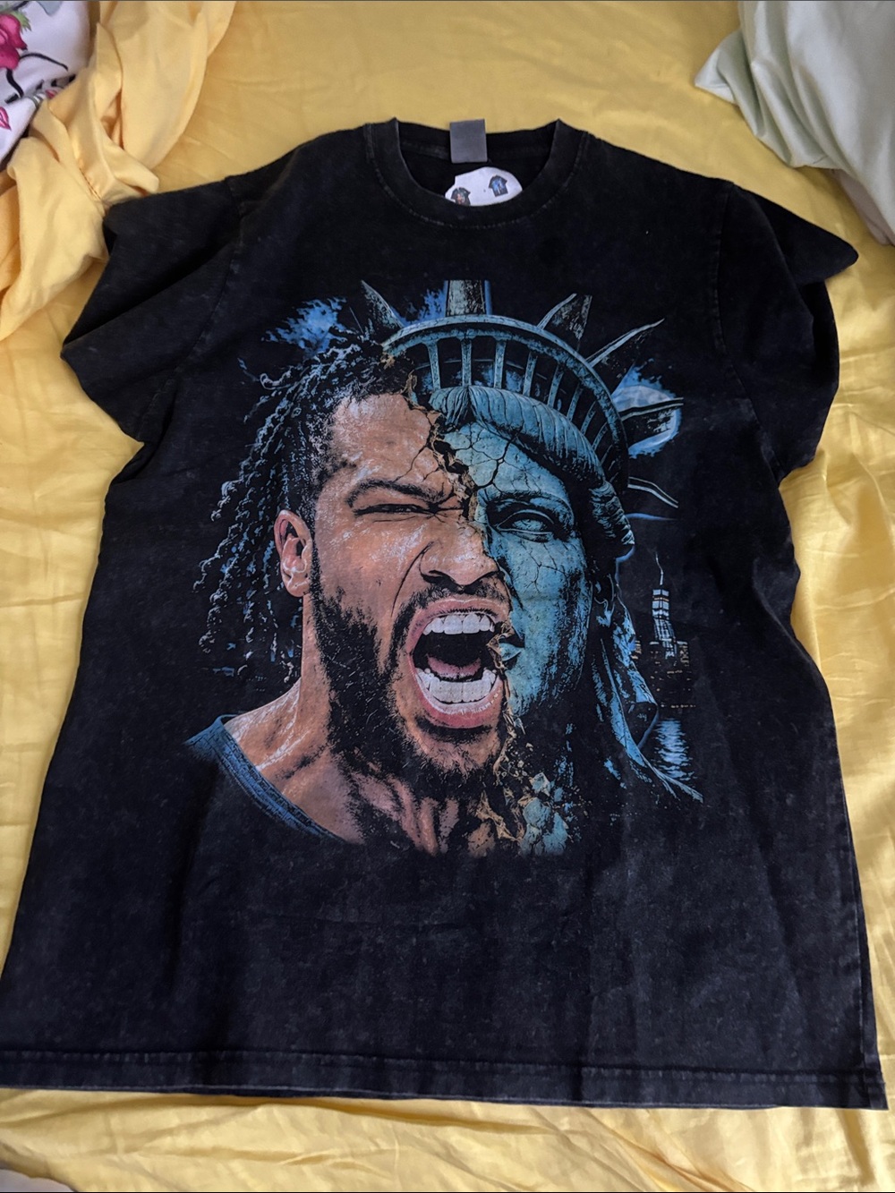 Brunson NYK  Champions 🏀  🏆 Black Graphic Crewneck Statue of Liberty Design